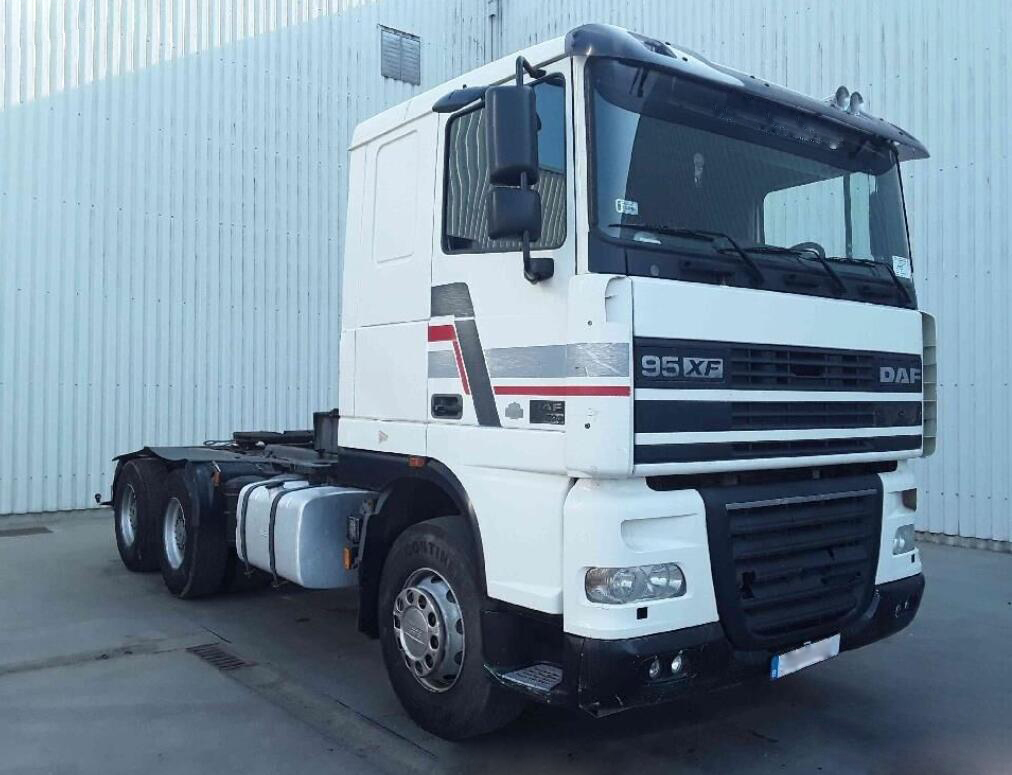 DAF مدل 95XF 530