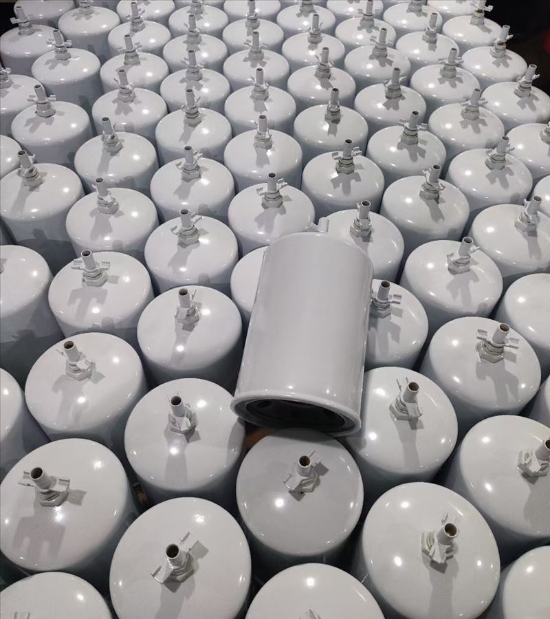 NG5900 Spin On Fuel Filter P550735