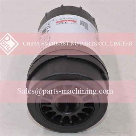 تعویض فیلتر روغن fleetguard LF16352 cummins 5262313