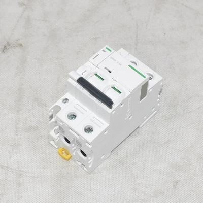 کلید قطع کننده مدار IC65N 2P C 6A 400V 6kA