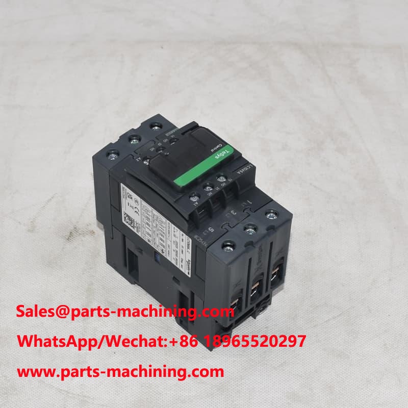 کنتاکتور AC 220V LC1D65AM7C