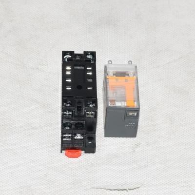 رله مینیاتوری و سوکت RXM2LB2BD RXZE1M2C
