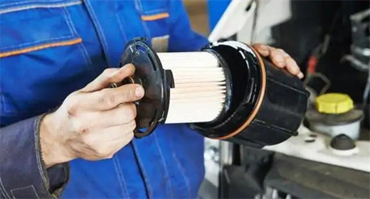 هزینه تعویض فیلتر بنزین چقدر است؟